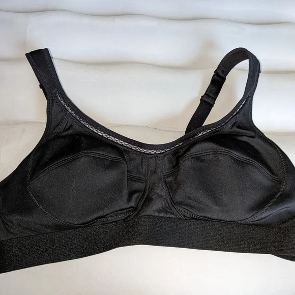 Stella McCartney Sports Bra - Picture 4 of 5